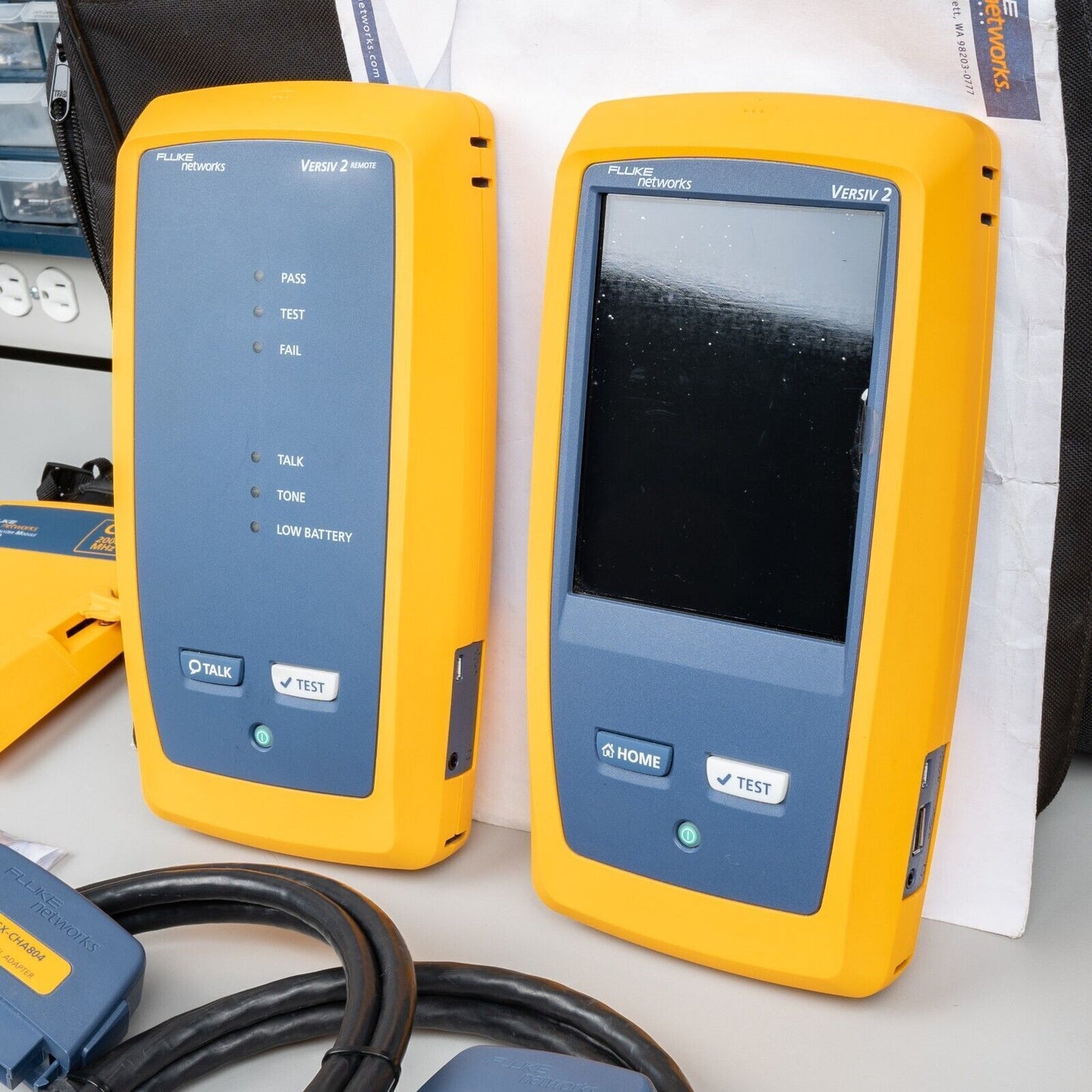 Fluke Versiv 2 DSX2-8000 2Ghz CableAnalyzer Cat8 Cat6a Cable Certifier DSX-8000